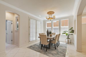 017_755 Adeline Ave