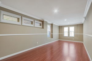 033_755 Adeline Ave
