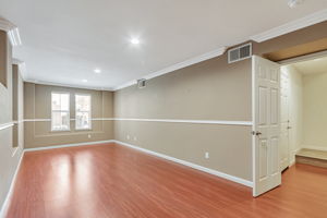 034_755 Adeline Ave