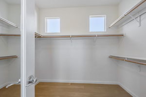 038_755 Adeline Ave