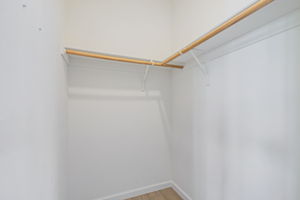 040_755 Adeline Ave