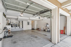 052_755 Adeline Ave