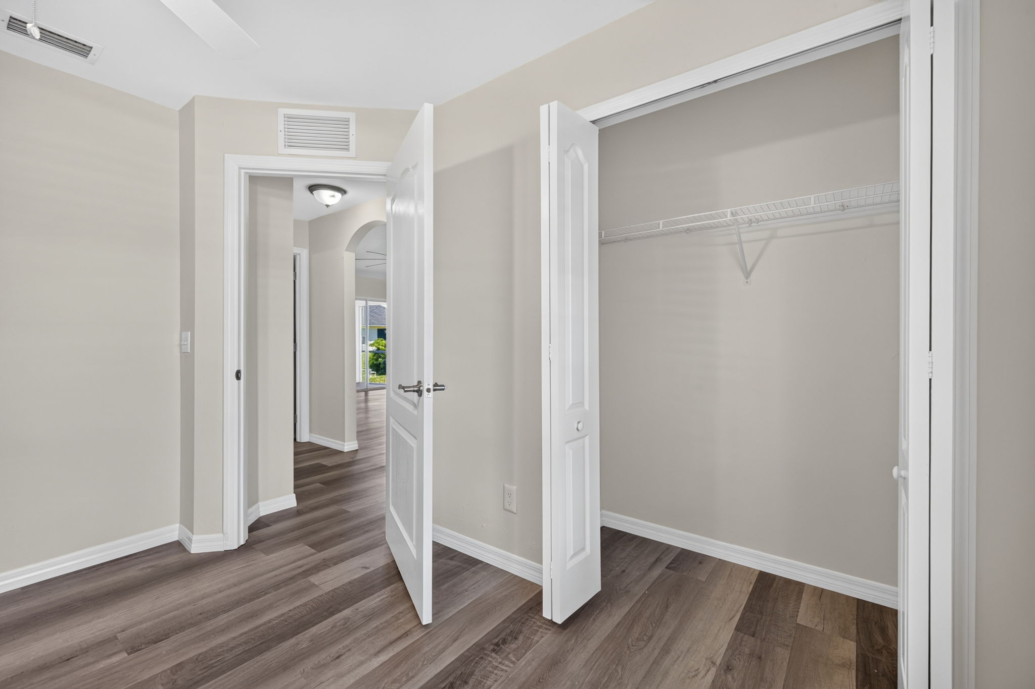 Guest Bedroom 2 - 3 of 3