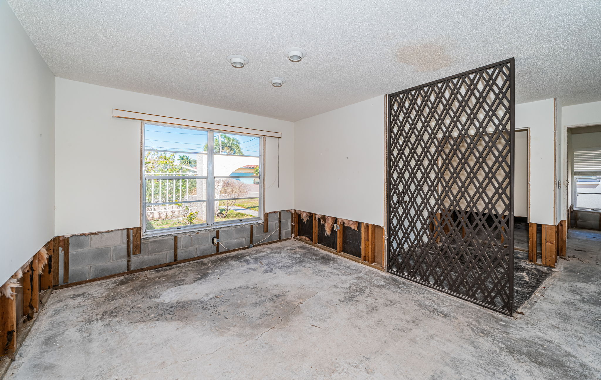 Dining Room1-2