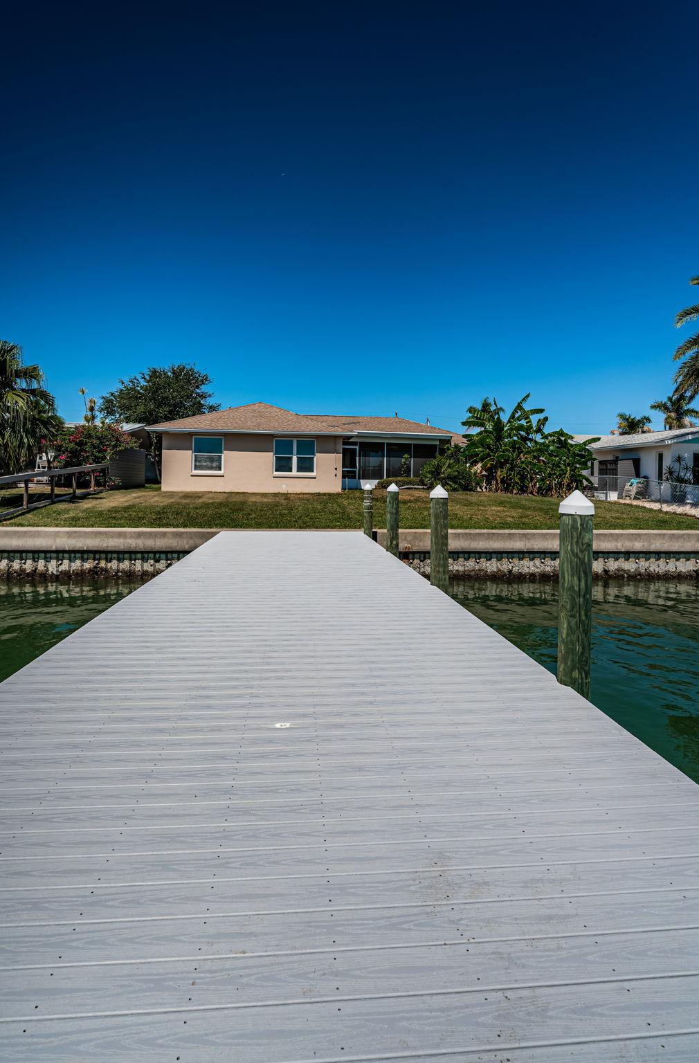 Dock9