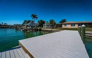 Dock8