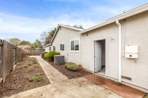 755 East Ct Dixon CA 95620 39