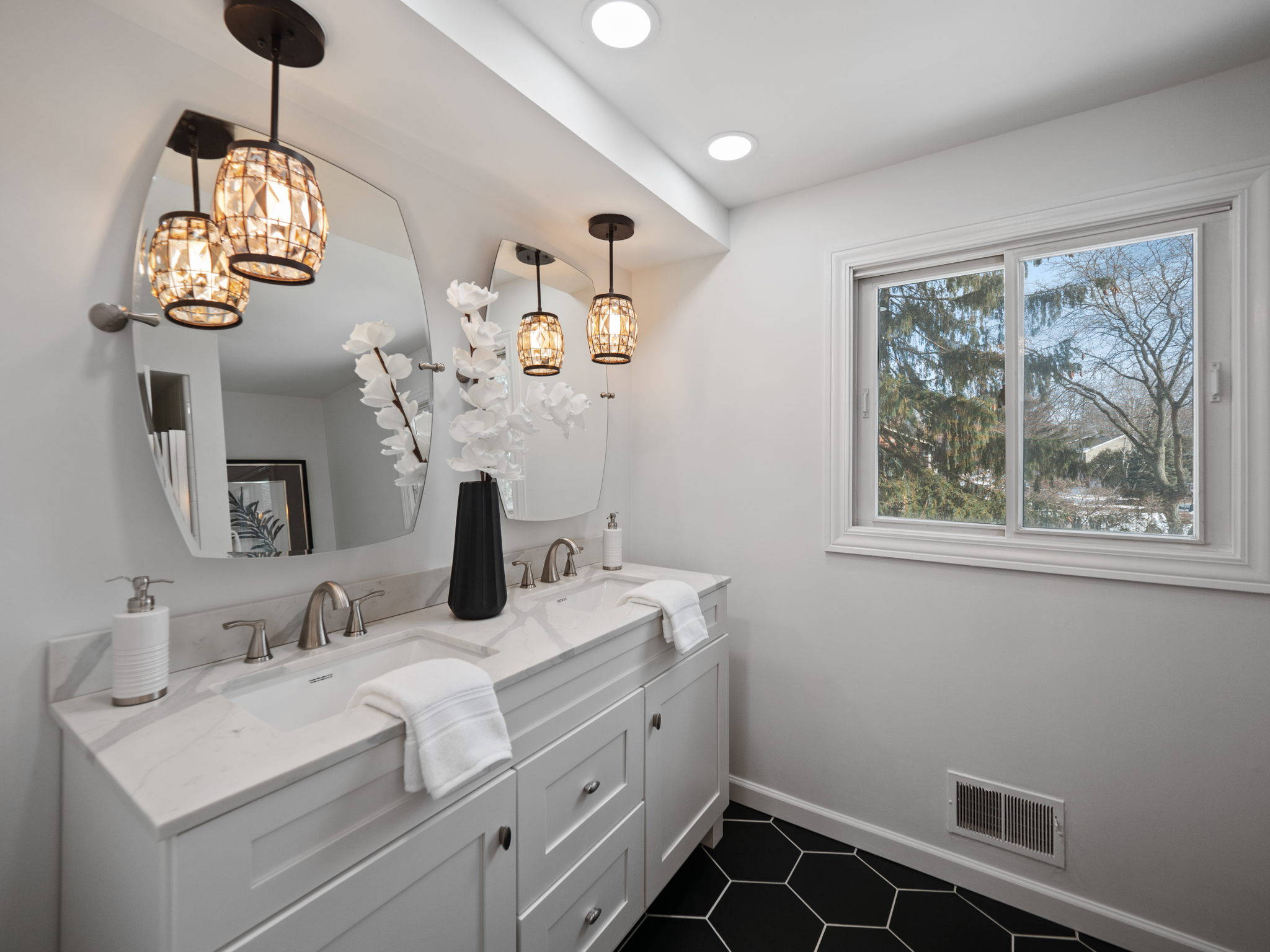 755 Lake Forest Rd, Rochester Hills, MI 48309, USA Photo 51