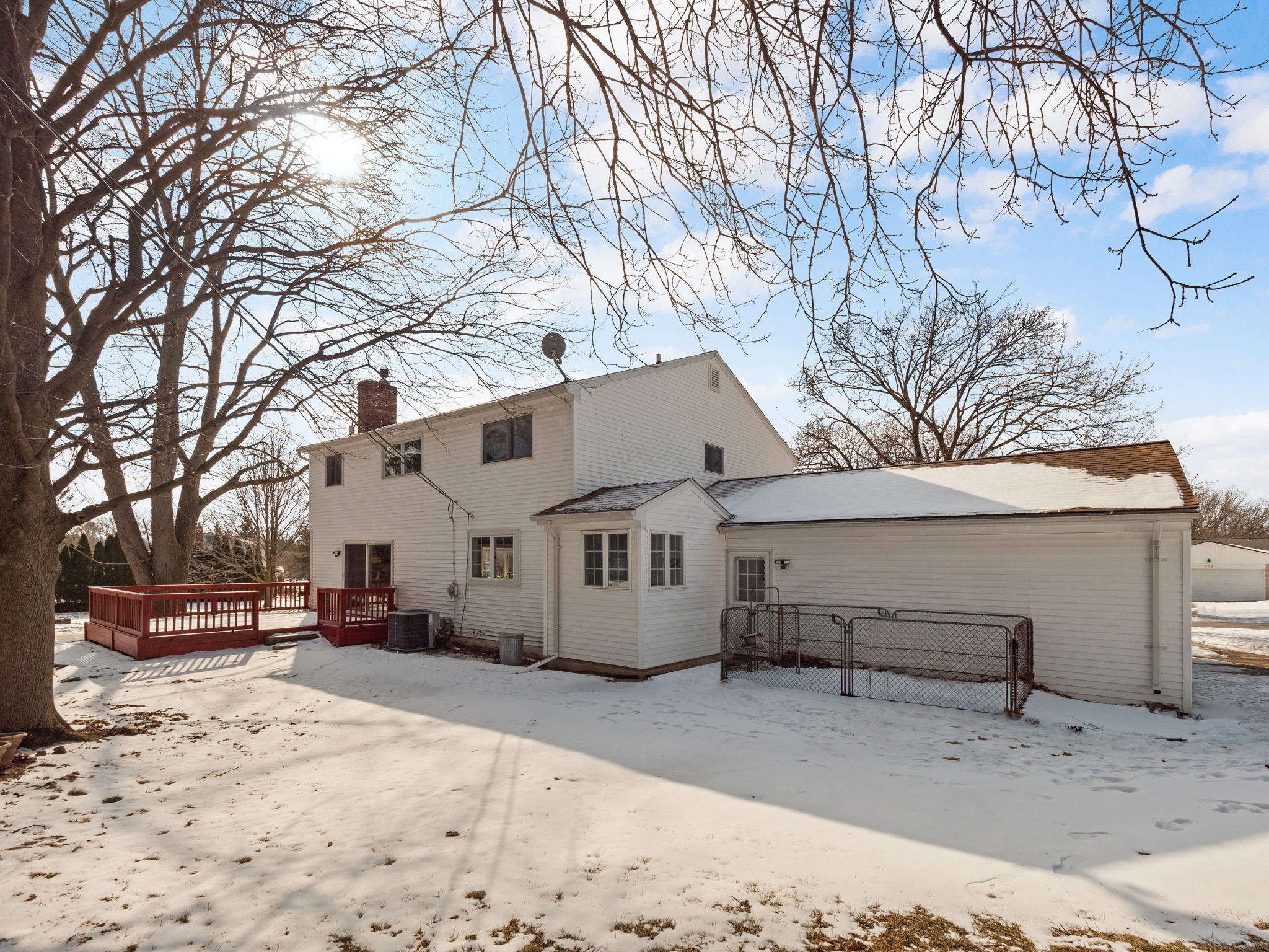 755 Lake Forest Rd, Rochester Hills, MI 48309, USA Photo 7