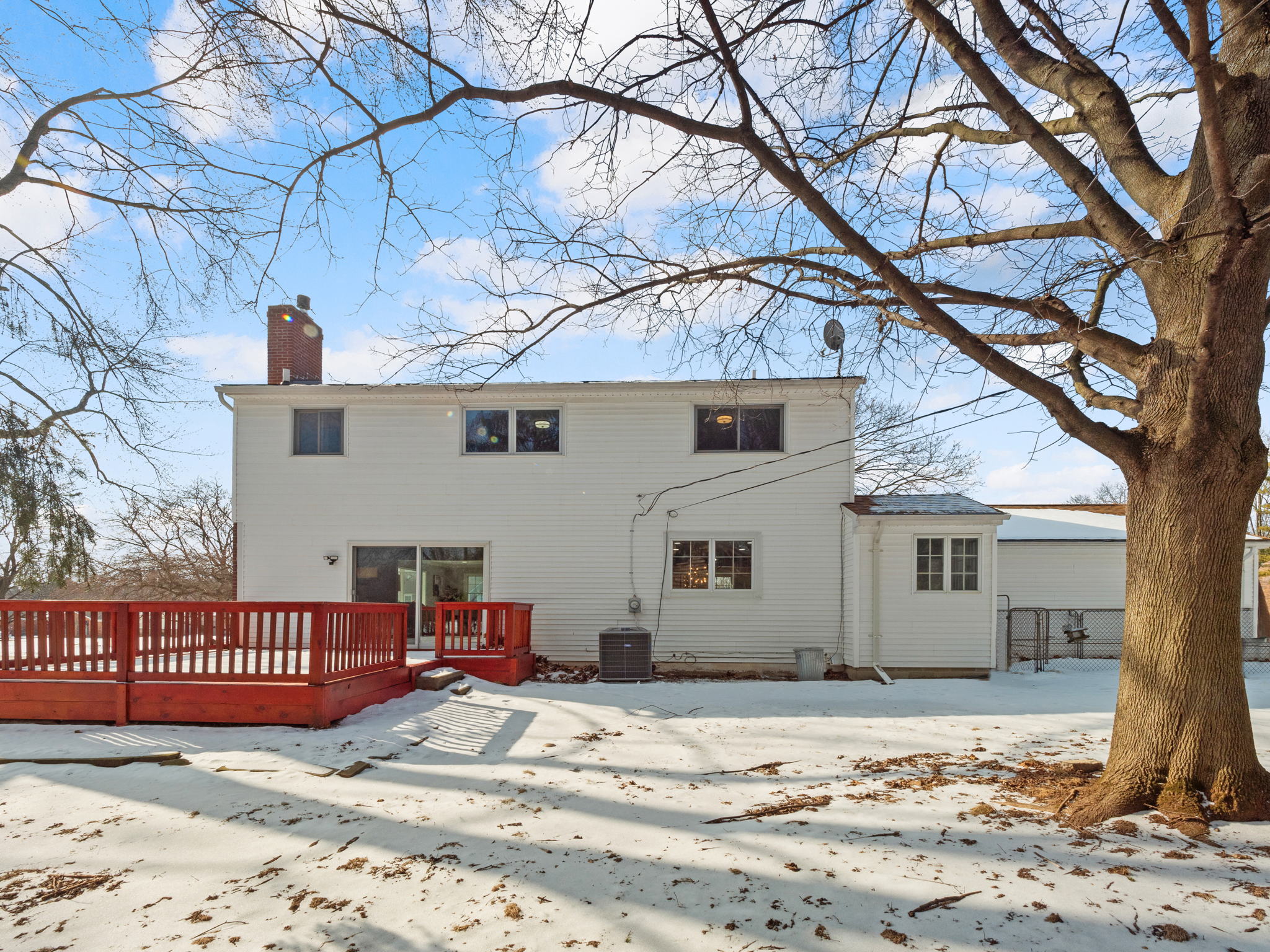 755 Lake Forest Rd, Rochester Hills, MI 48309, USA Photo 4