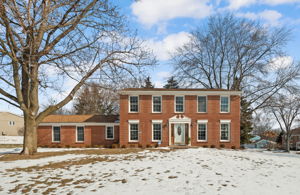 755 Lake Forest Rd, Rochester Hills, MI 48309, USA Photo 0