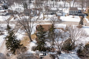 755 Lake Forest Rd, Rochester Hills, MI 48309, USA Photo 2