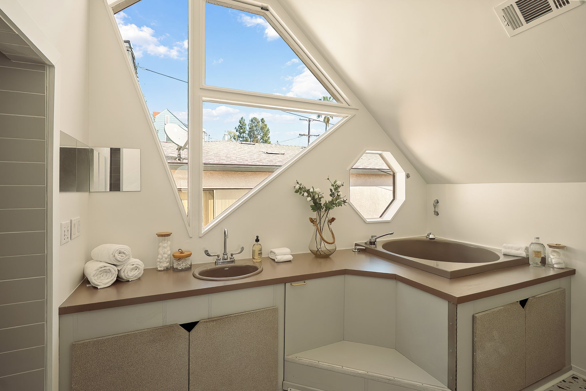 755 Luton Drive-56-2