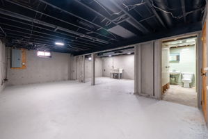  Photo 37