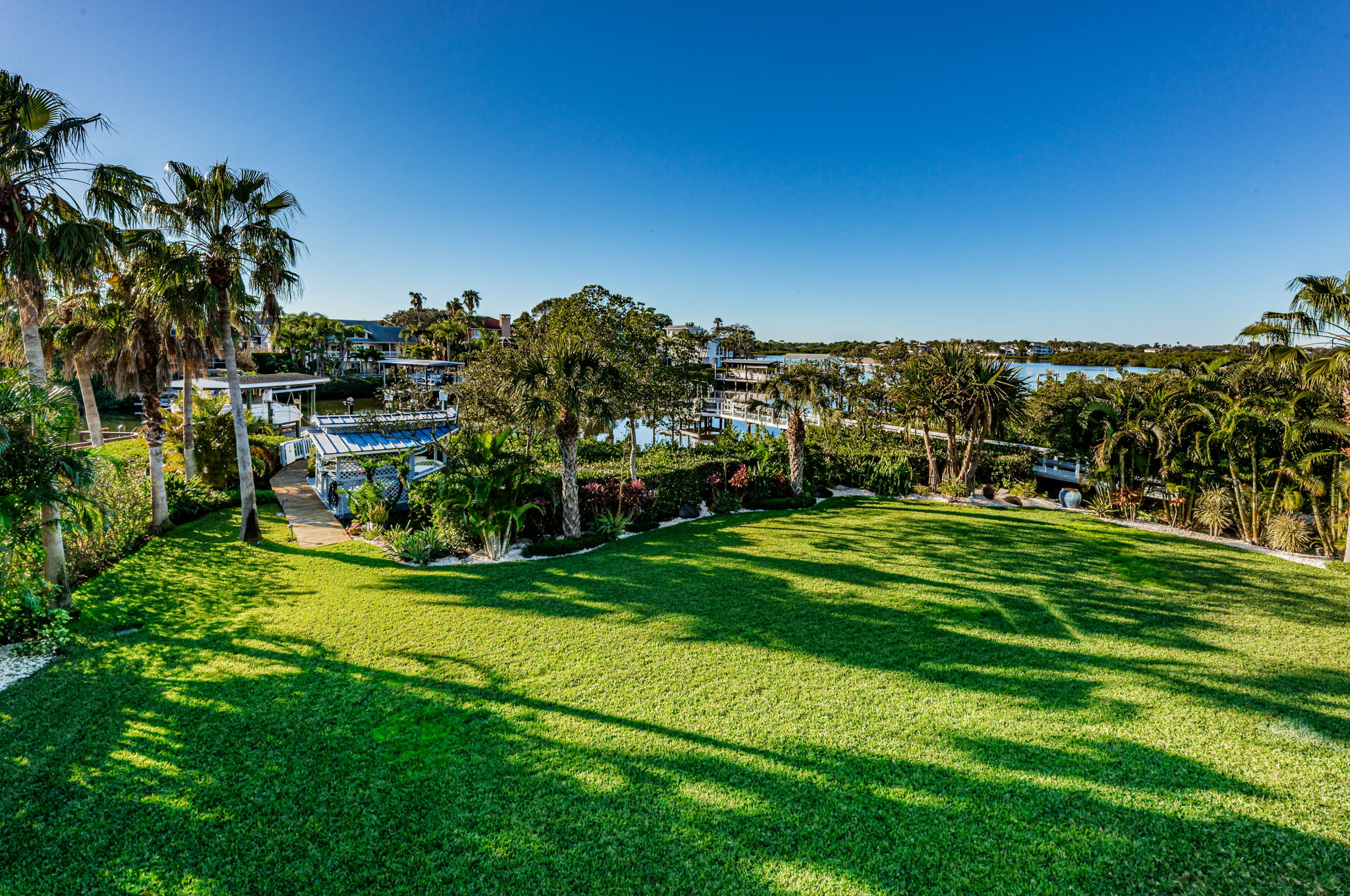 Main Level Balcony View1