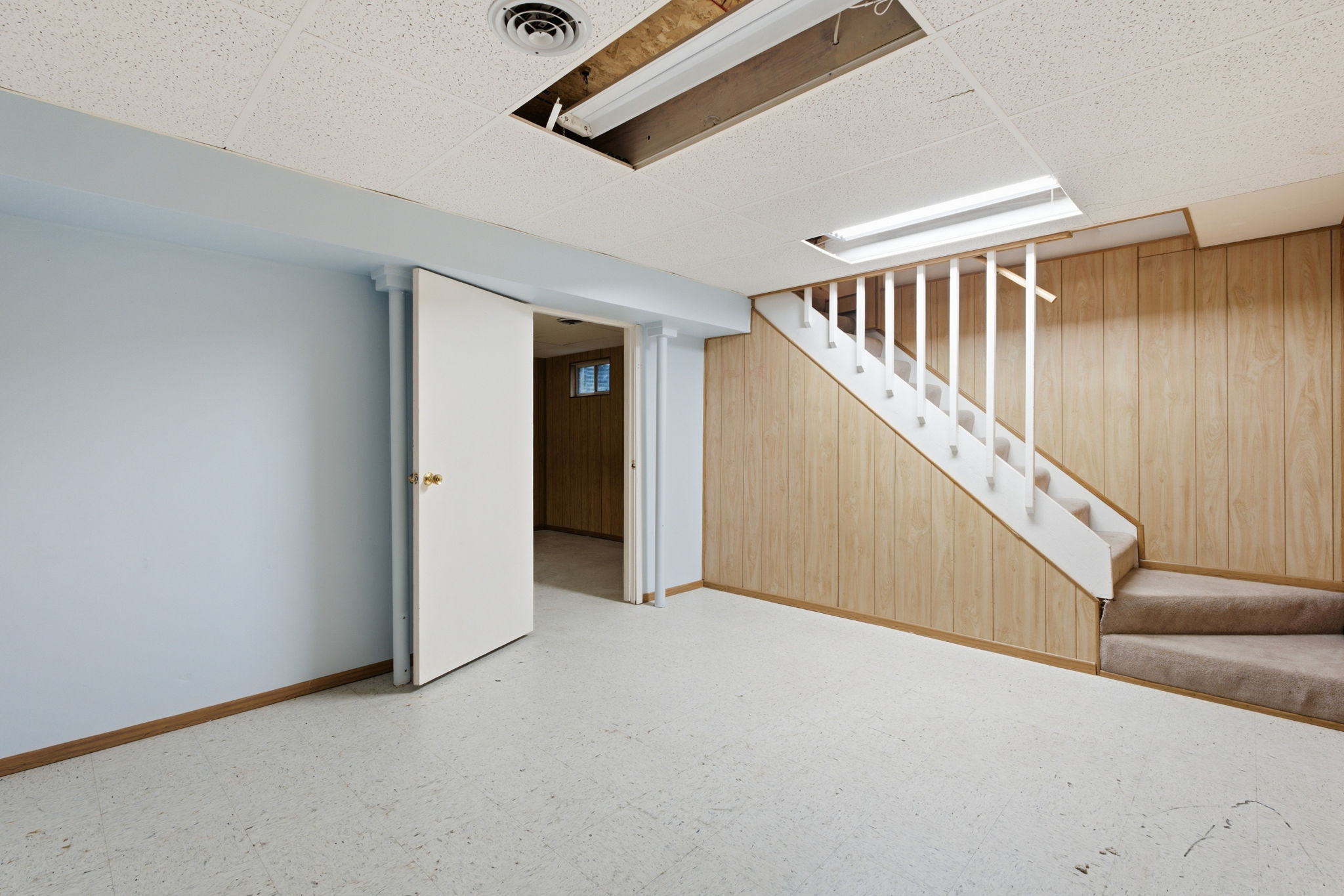  Photo 48