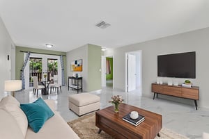 DSC09247 virtually staged.jpeg