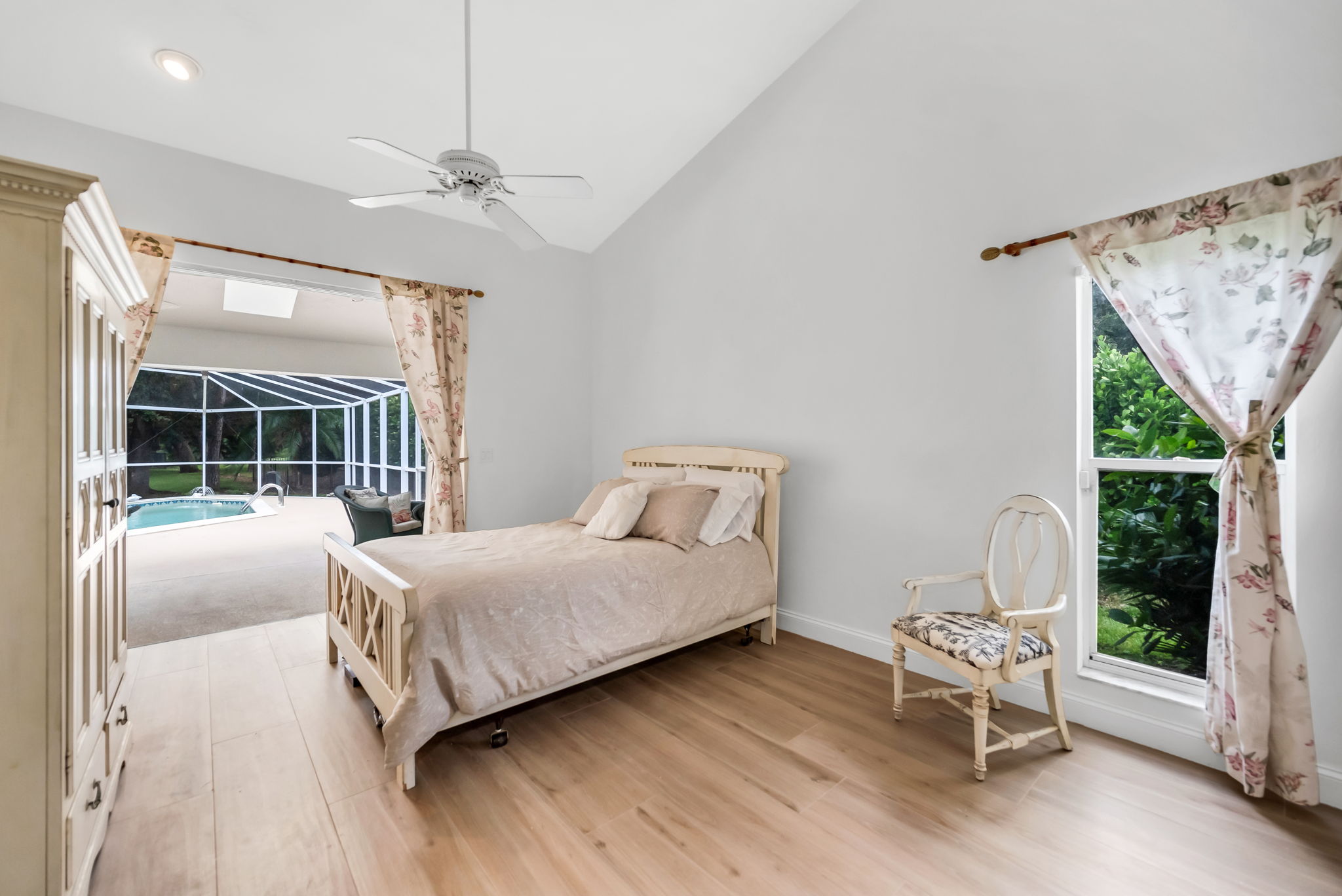 Primary Bed