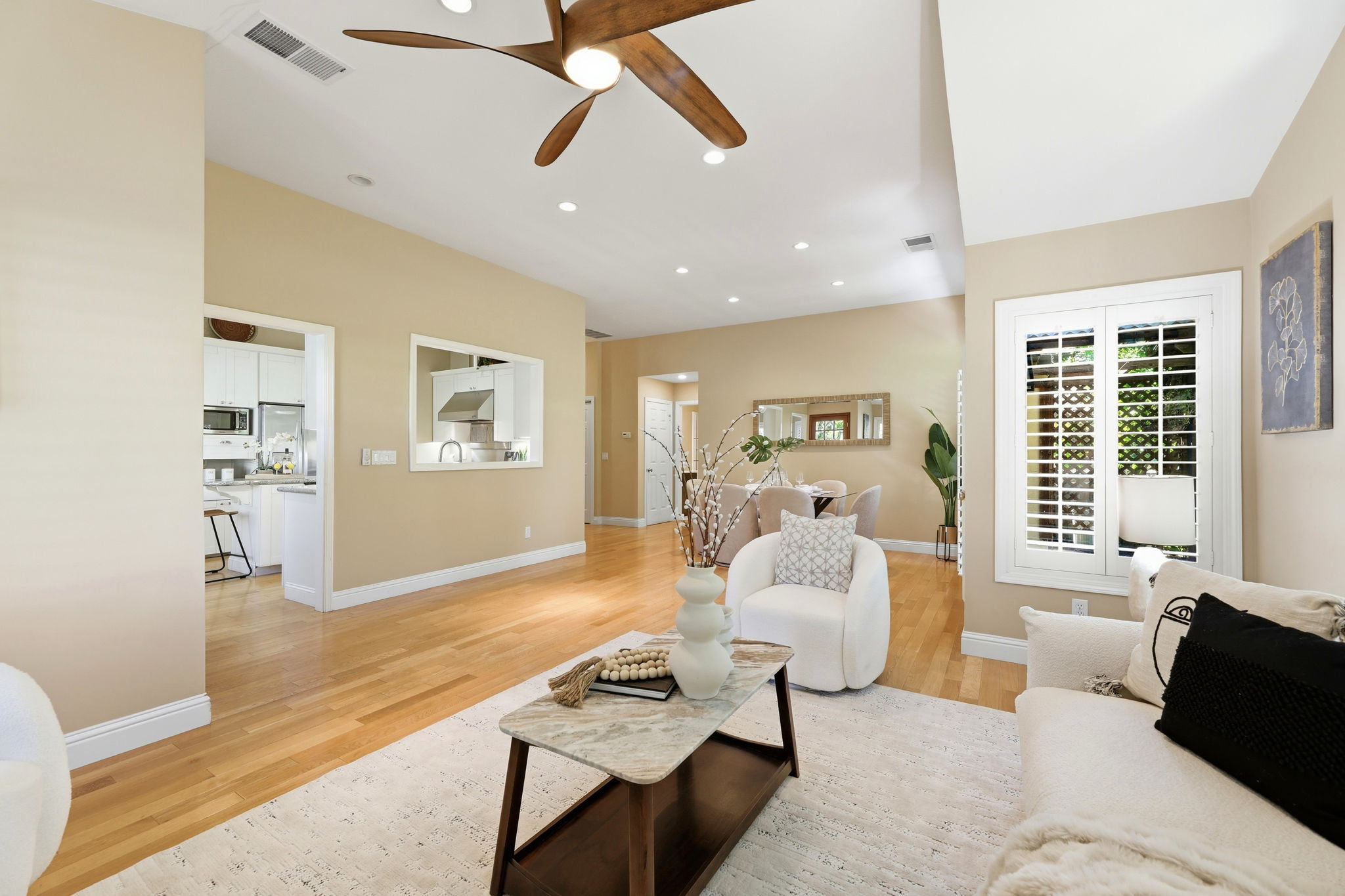 010_F8_7559 Morevern Cir