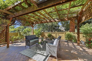 036_F8_7559 Morevern Cir