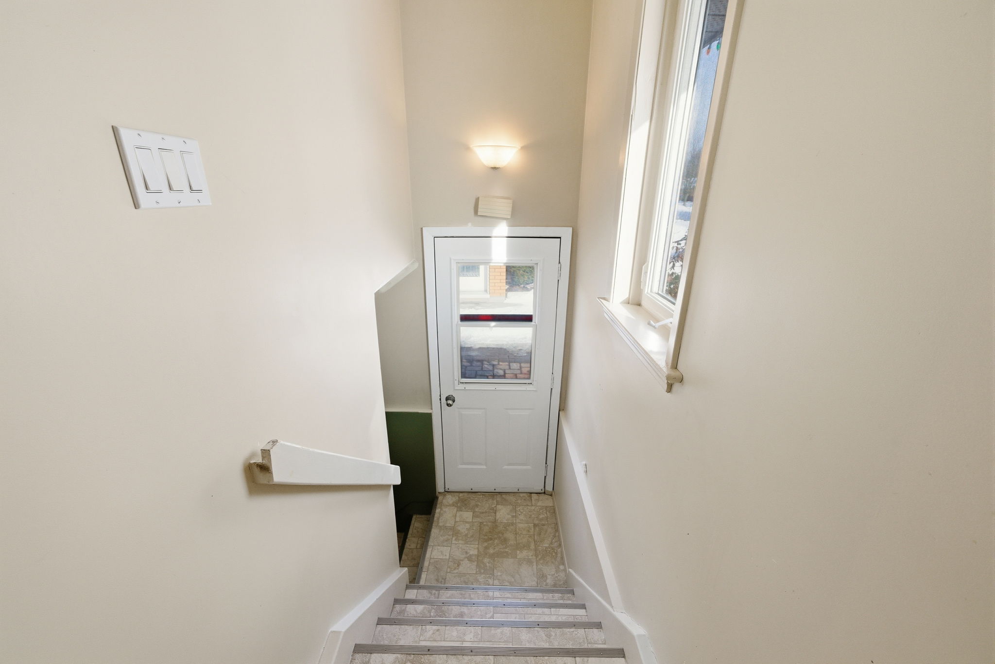 Photo 47