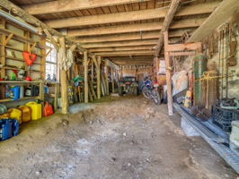  Photo 36