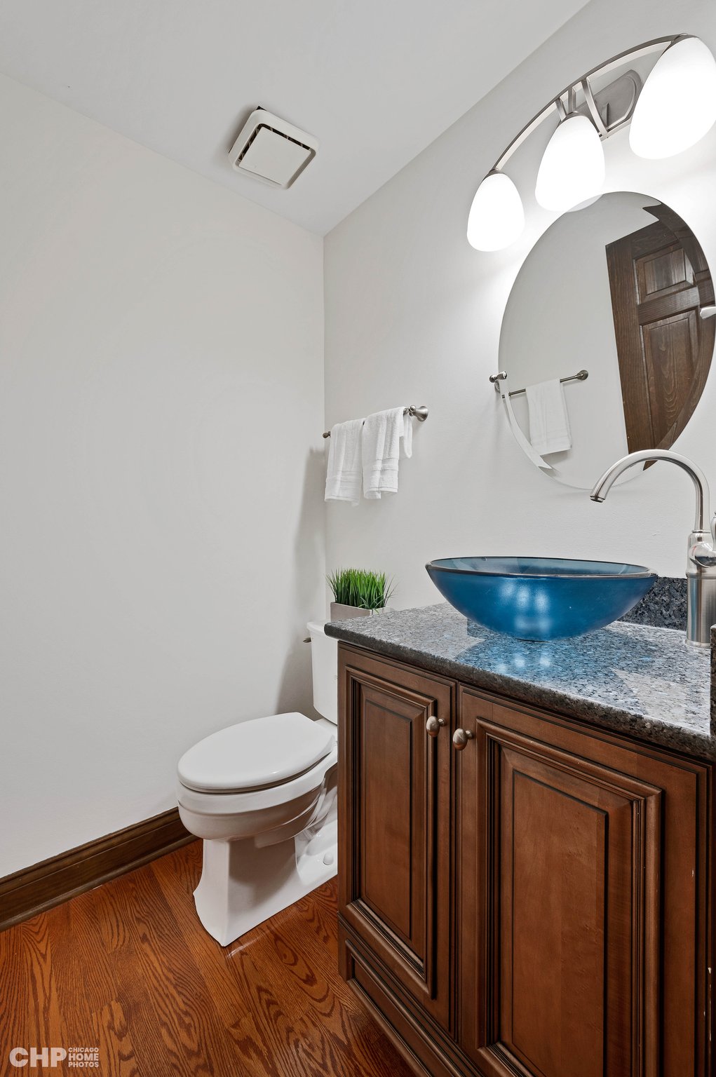 1/2 BATH