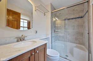 IN-SUITE GUEST BATH