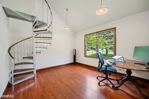 CIRCULAR STAIRCASE TO LOFT