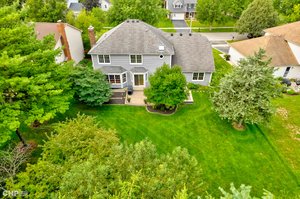 HUGE BACK YARD