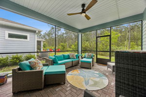 Screened-in Porch