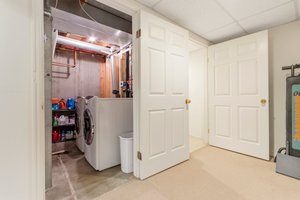  Photo 31