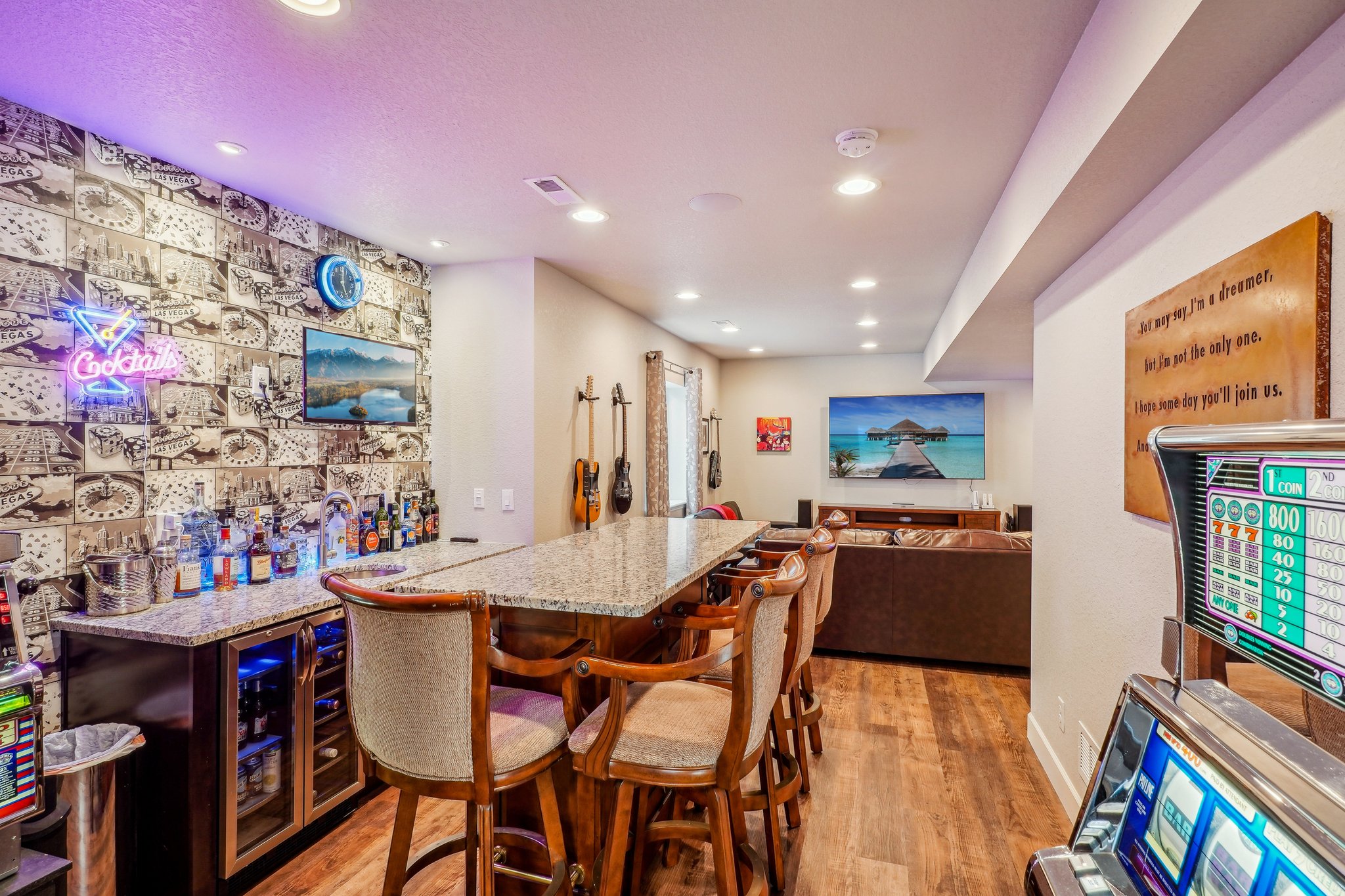 S Quantock Ct-042.jpg