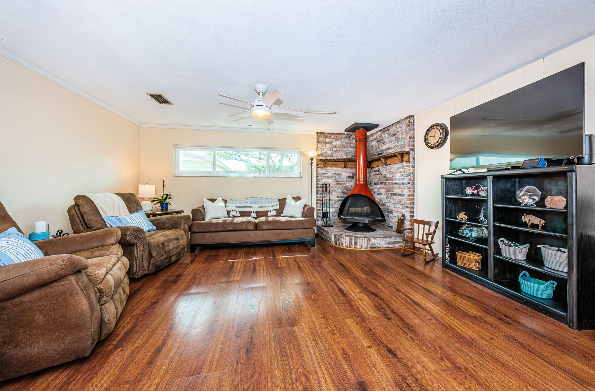 Family Room1