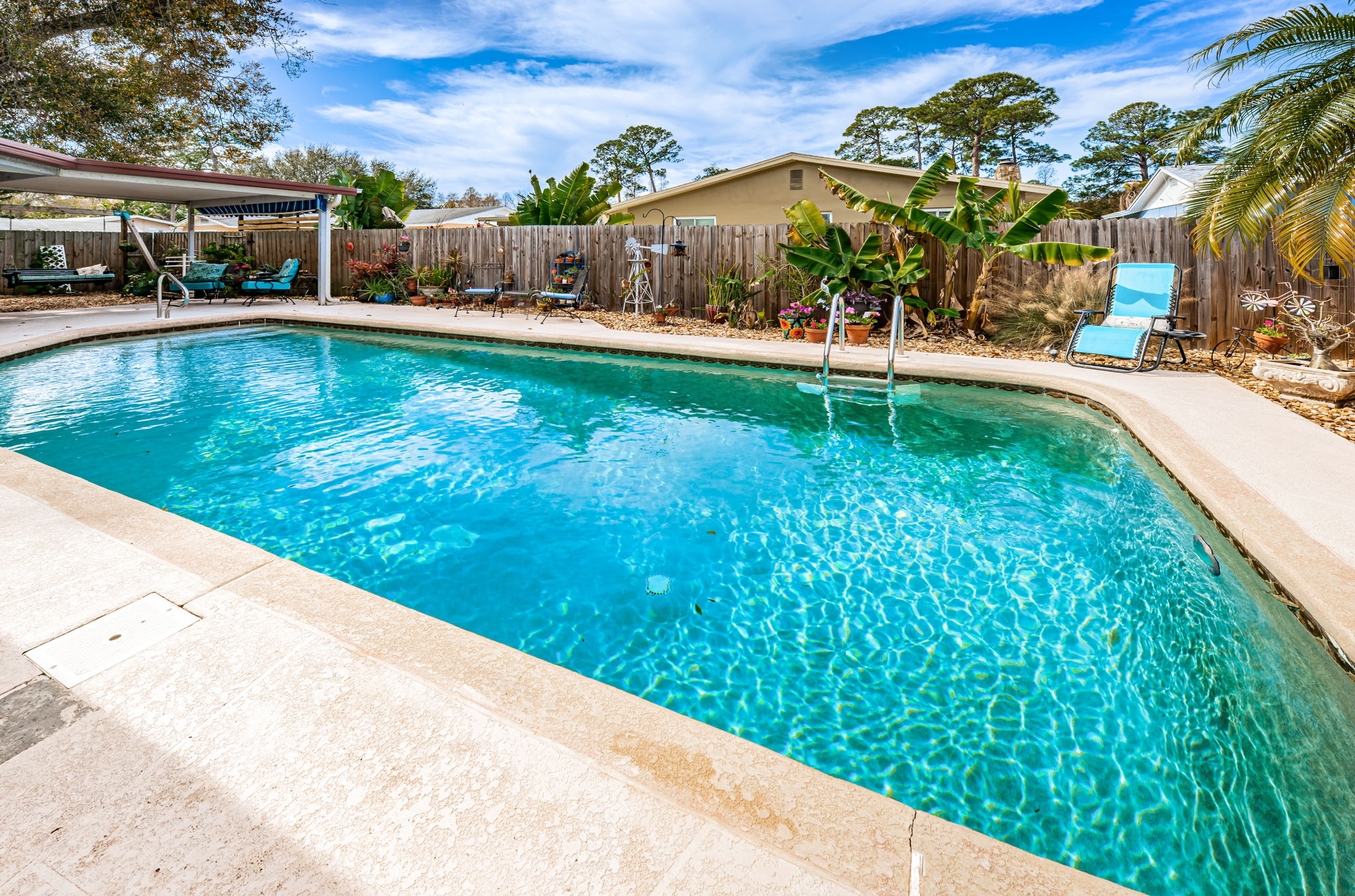 Pool2