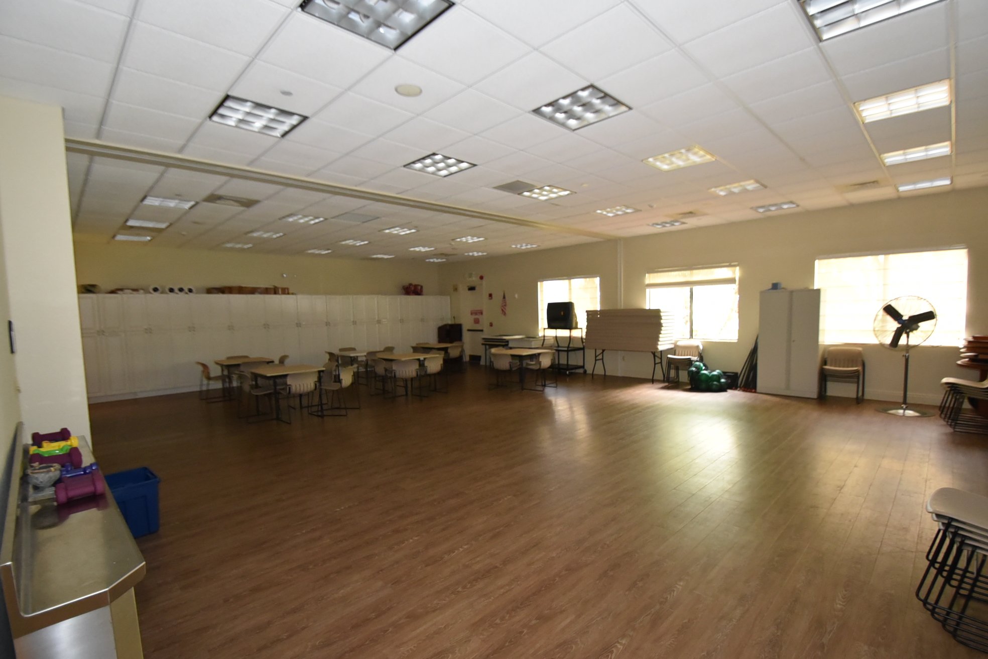 Photo 28