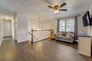 215th St-009