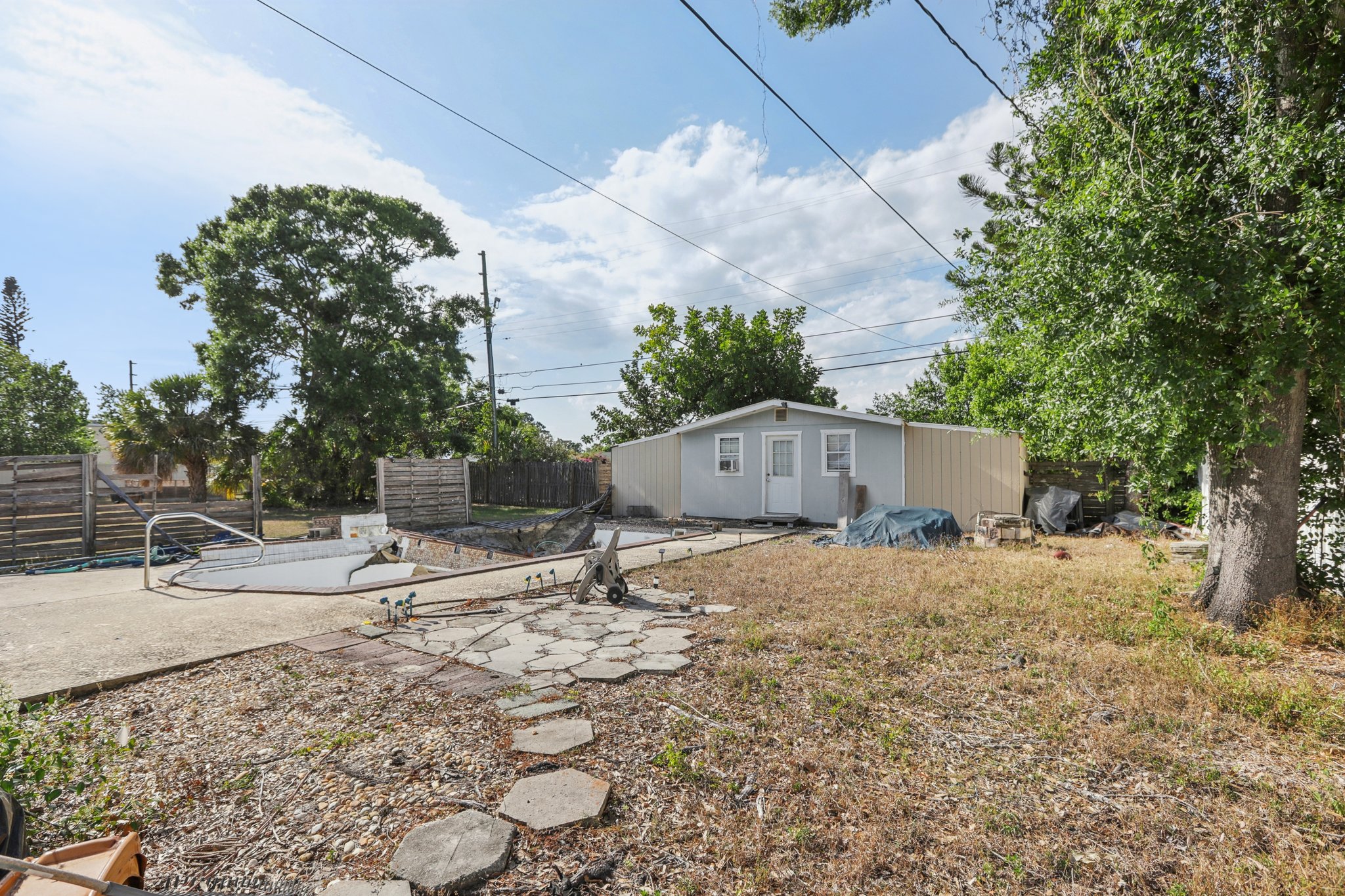 32nd Ave N-3004-046.jpg