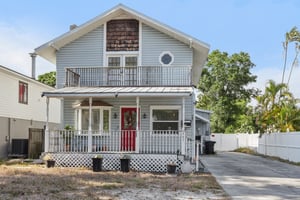 32nd Ave N-3004-002.jpg