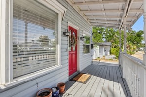 32nd Ave N-3004-007.jpg
