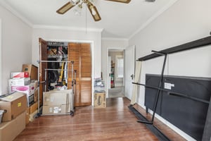 32nd Ave N-3004-034.jpg