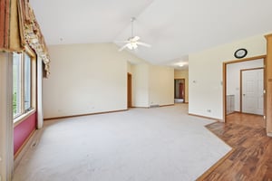 Bauman St-S1107-014.jpg