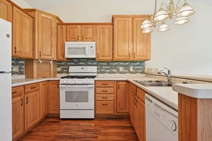 Bauman St-S1107-016.jpg
