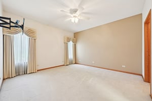 Bauman St-S1107-023.jpg