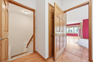Bauman St-S1107-030.jpg
