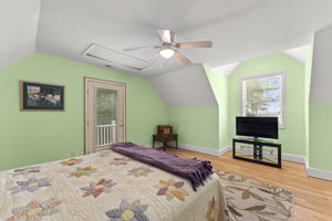  Photo 40