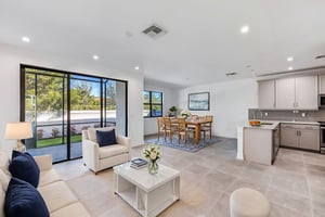 05 virtually staged.jpeg