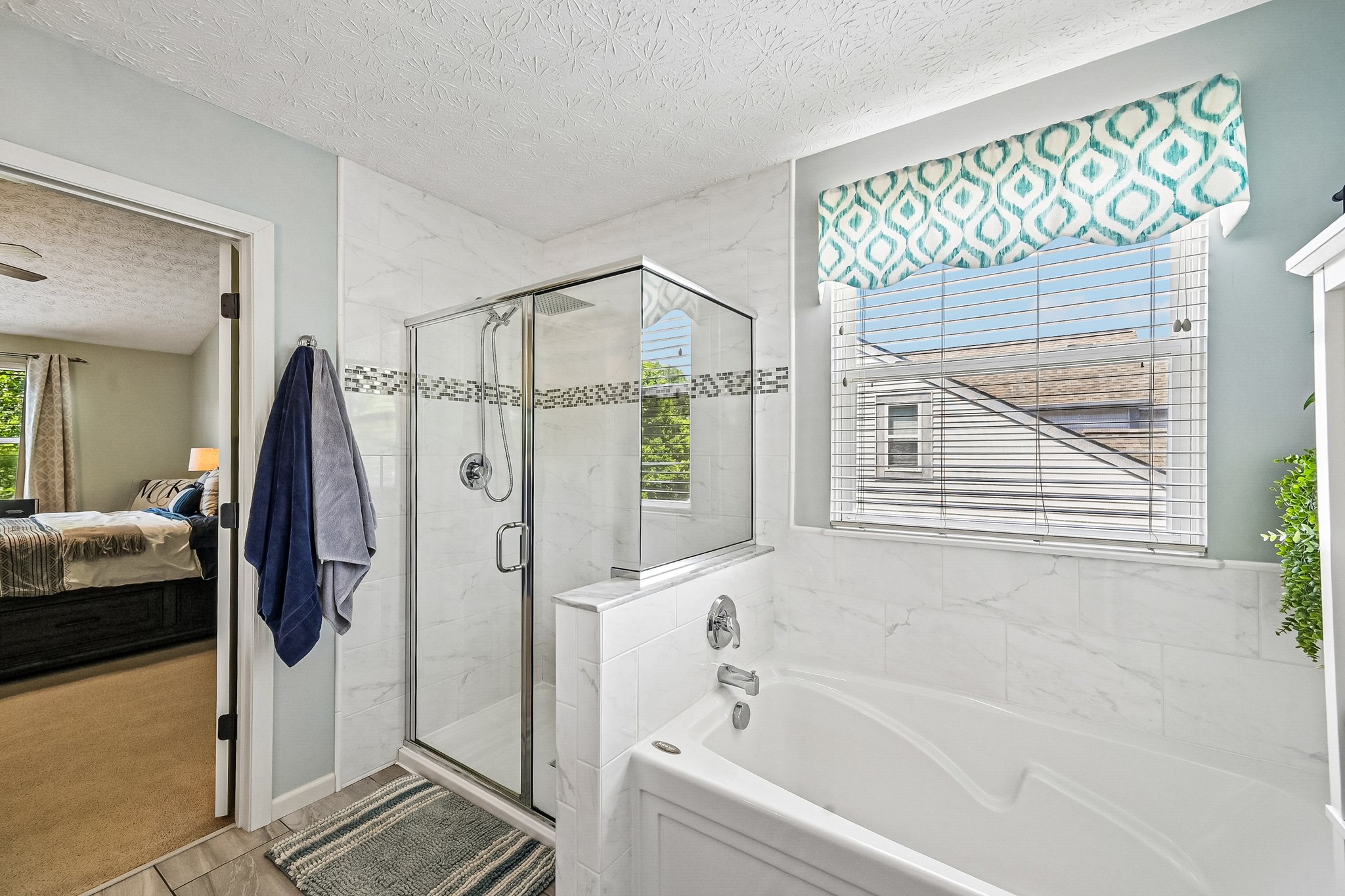 Covington Springs Ct-S1806-045.jpg