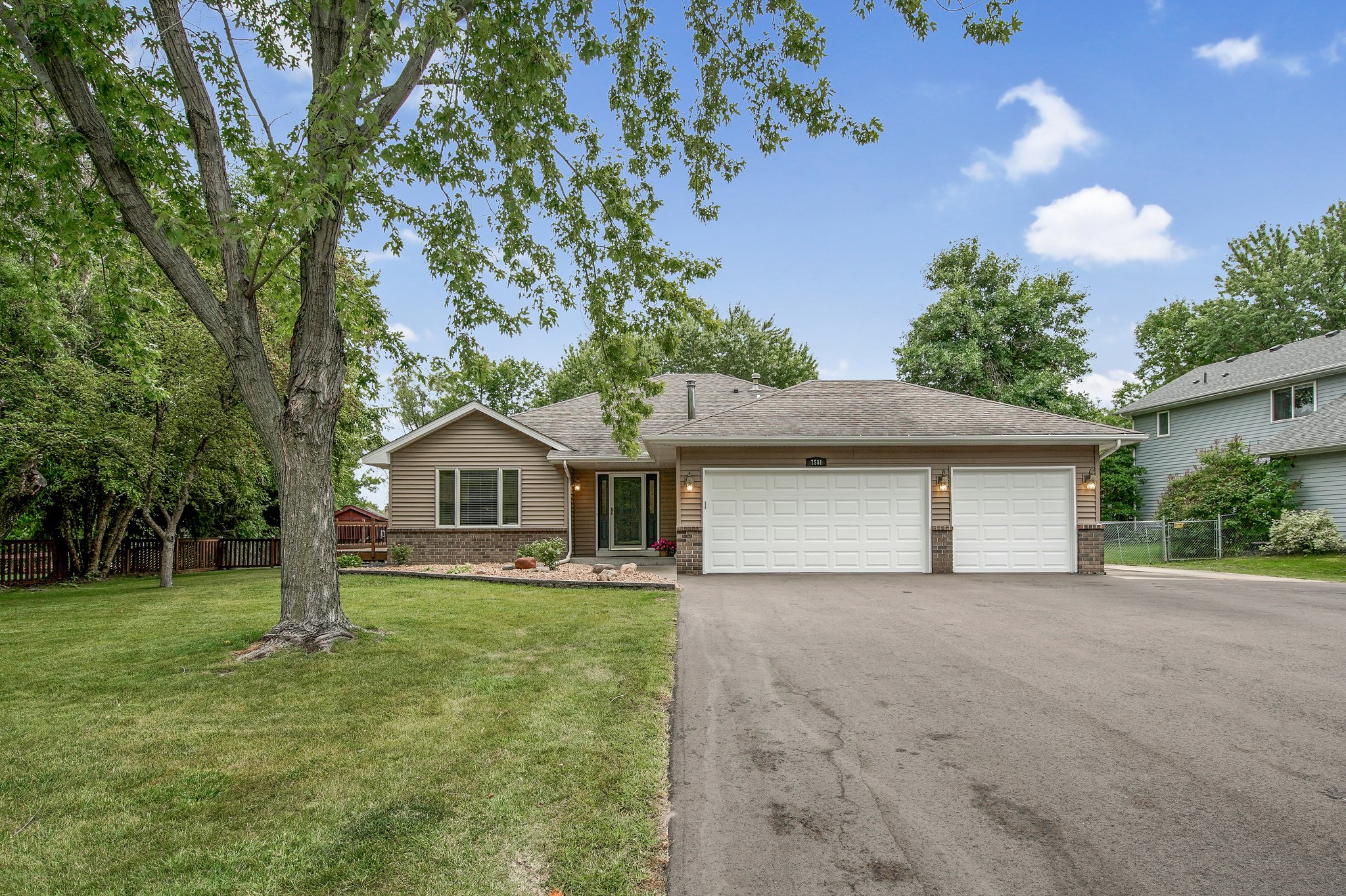 7581 Hilo Ln N, Forest Lake, MN 55025 Mint Real Estate Photography