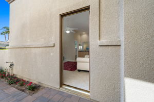  Photo 44